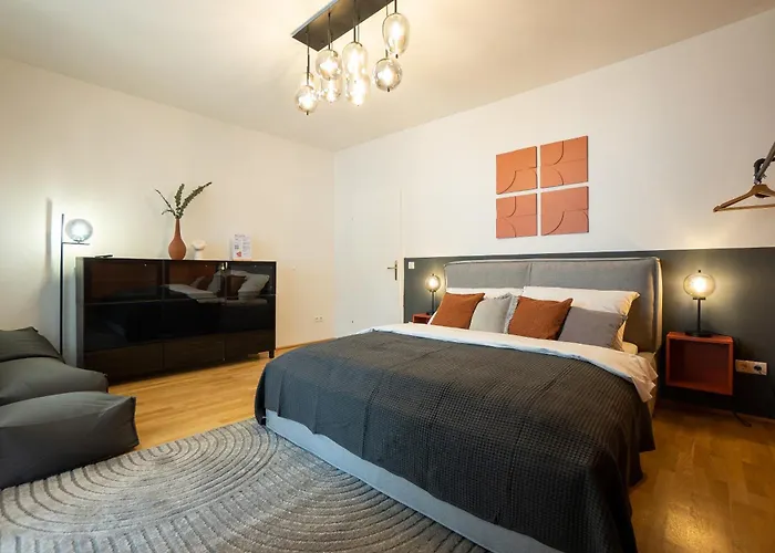 Bright Stylish With A Huge Terrace In A Location Apartmán
