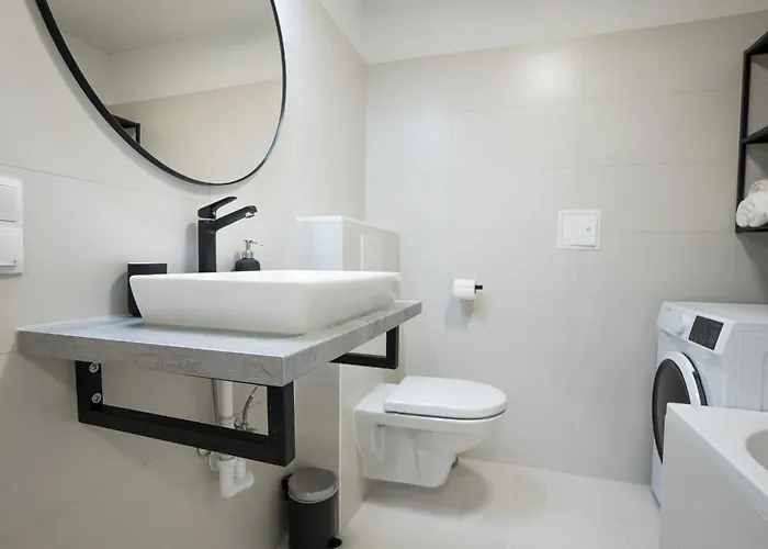 Bright Stylish With A Huge Terrace In A Location Apartmán